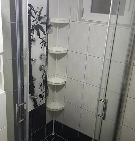 Apartma Tina Apartament *